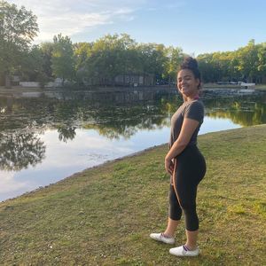 Meet your Posher, Linette